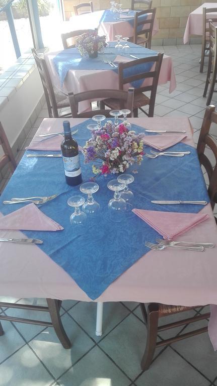 Sogni Nel Blu Aparthotel Isola di Ustica Екстериор снимка