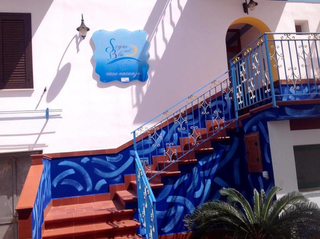 Sogni Nel Blu Aparthotel Isola di Ustica Екстериор снимка